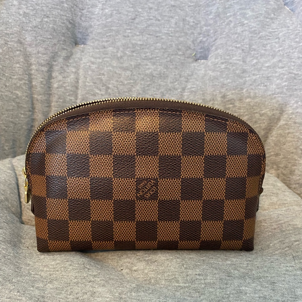 Authentic Louis Vuitton Pouch